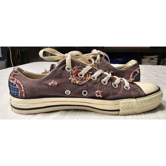 Vtg Converse Limited Edition Chuck Taylor Low Top Sneakers Patched Distressed W8 - Picture 5 of 11